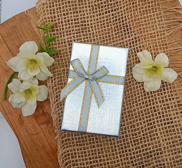 🌸 Box Bijoux "Éclat Maternel" - Argenté Stellaire - 17 mm.