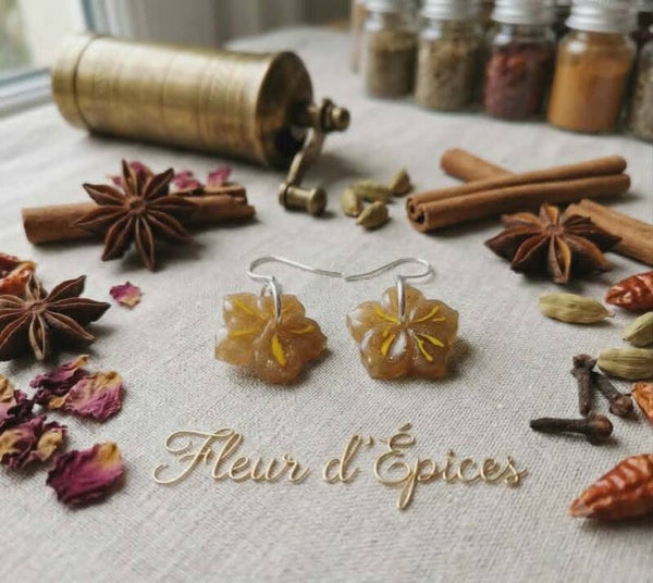 🌸 Boucles d'Oreilles fleurs -  Fleur d'Épices - 15 mm.