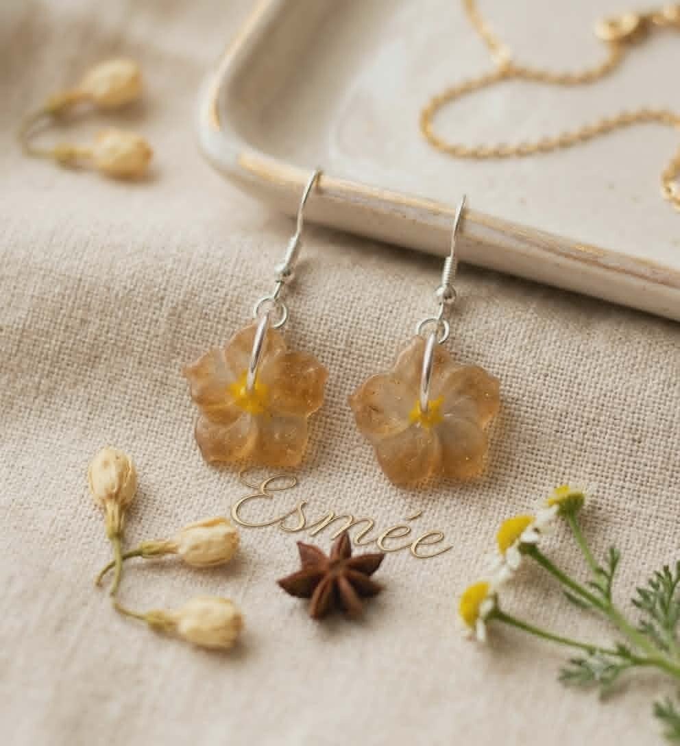 🌸 Boucles d'Oreilles fleurs -  Esmée - 15 mm.