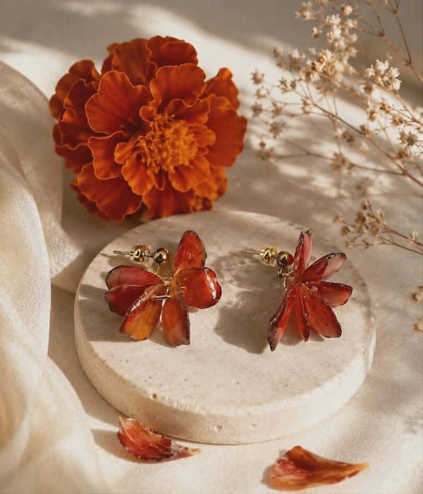 ☀️Boucles d'Oreilles fleurs séchées - Œillet d'Inde - "L'Éclat de Soleil".☀️