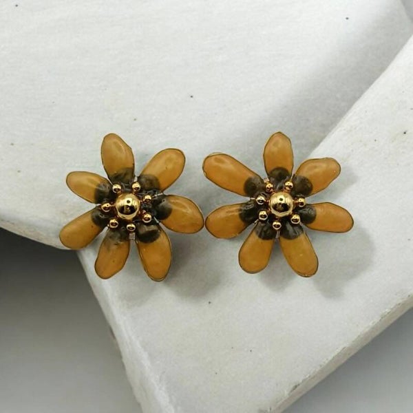 ☀️ Boucles d'oreilles Fleur en Résine Jaune Solaire - Soleïa.