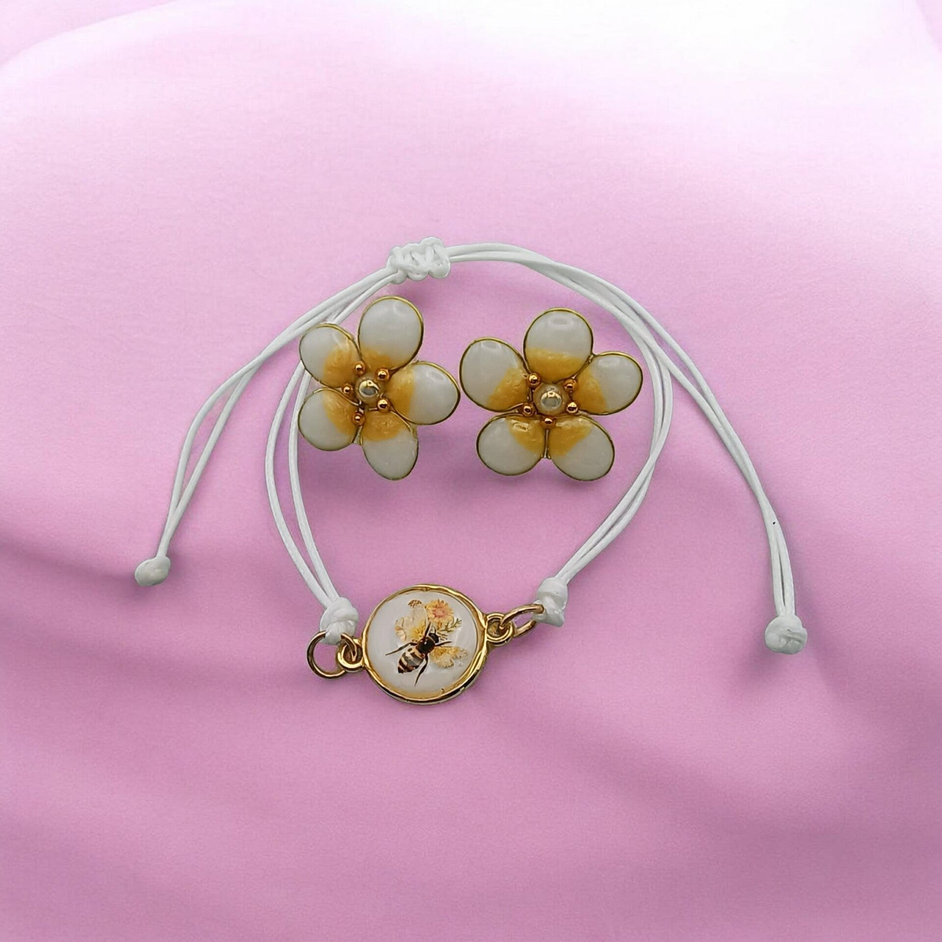 🌼Boucles d'oreilles Fleur en Résine - Marguerite - Parure.