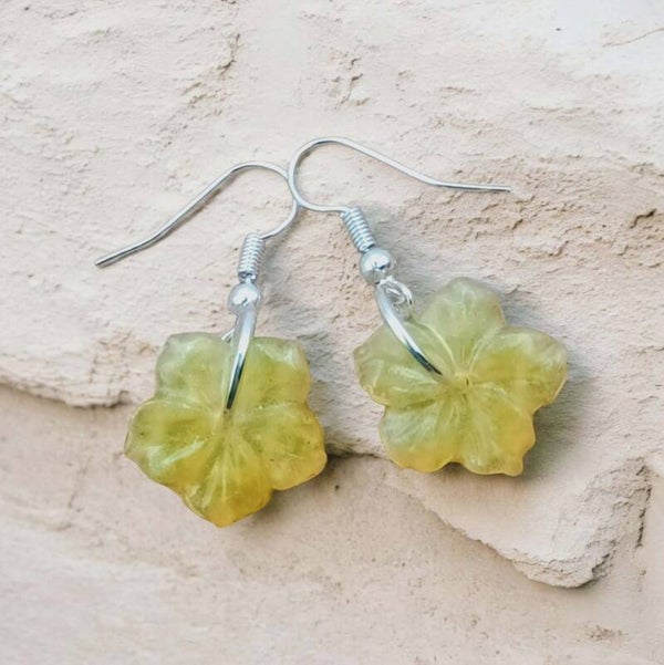 🌸 Boucles d’oreilles fleurs - Jaune - 15 mm.