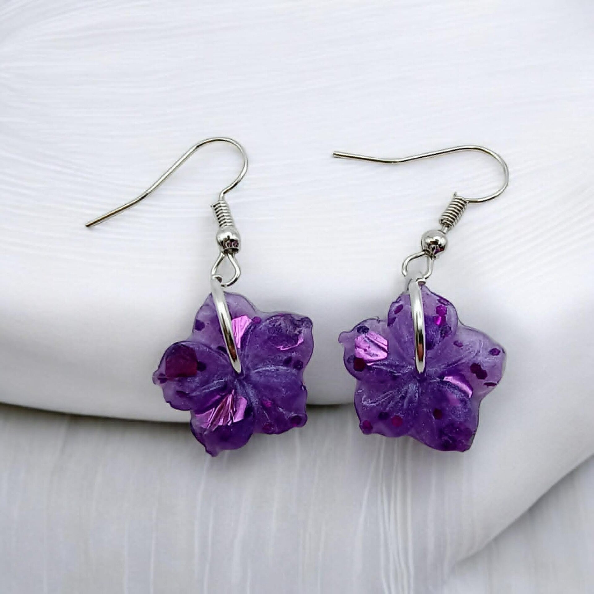 🌸 Boucles d'Oreilles fleurs - Douce Pensée - 15 mm.