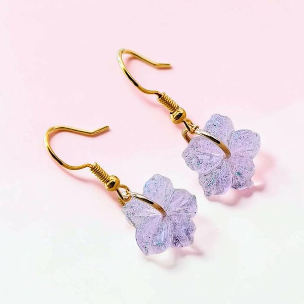 🌸 Boucles d’oreilles fleurs - Pale Purple - 15 mm.