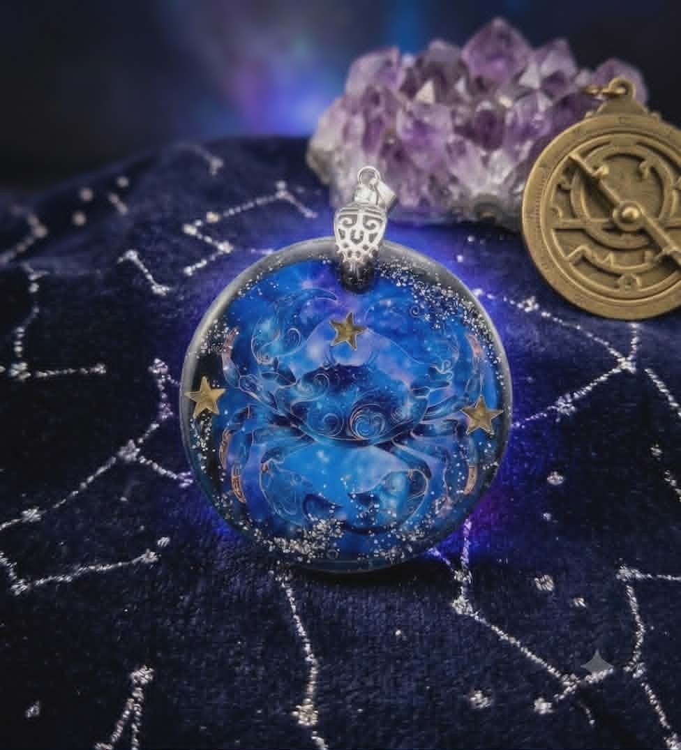 ✨ Médaillon signe astrologique - ♋ Cancer Lunaire.