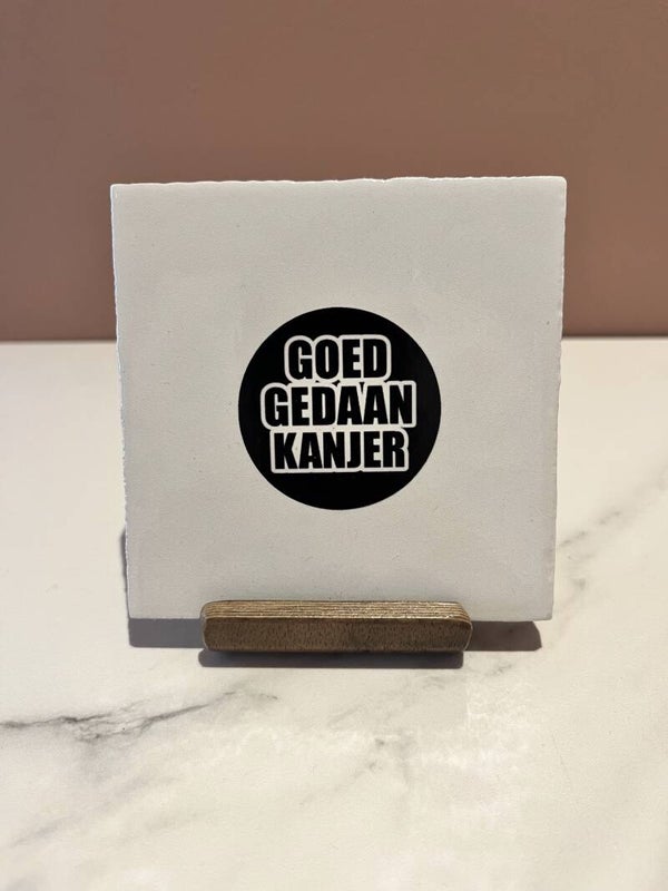 Tegel 'goud gedaan kanjer'