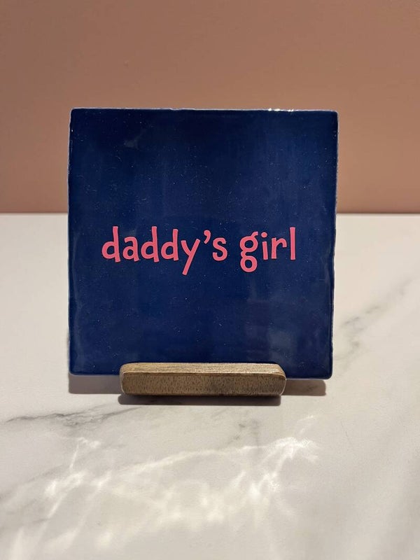 Tegel 'daddy's girl'