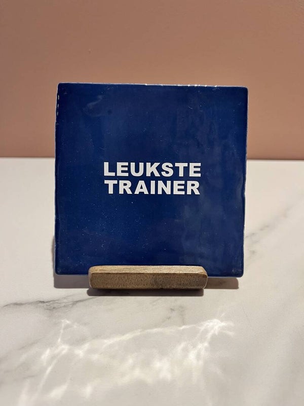 Tegel 'leukste trainer'