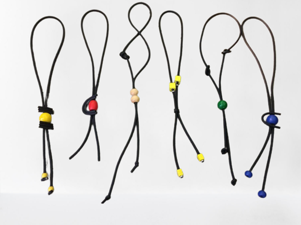 Kettingen van rubber in verschillende kleuren