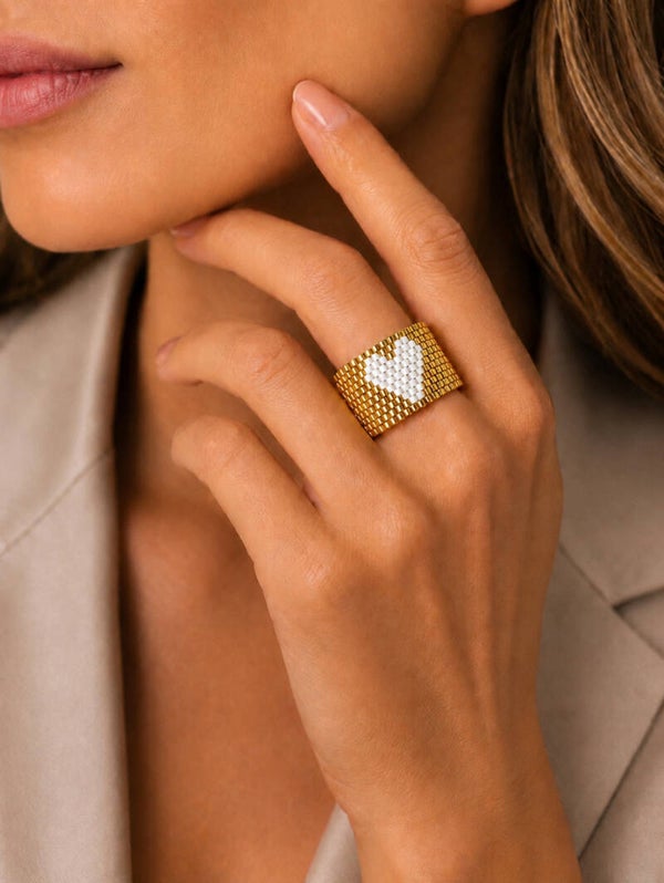 Miyuki ring white heart gold