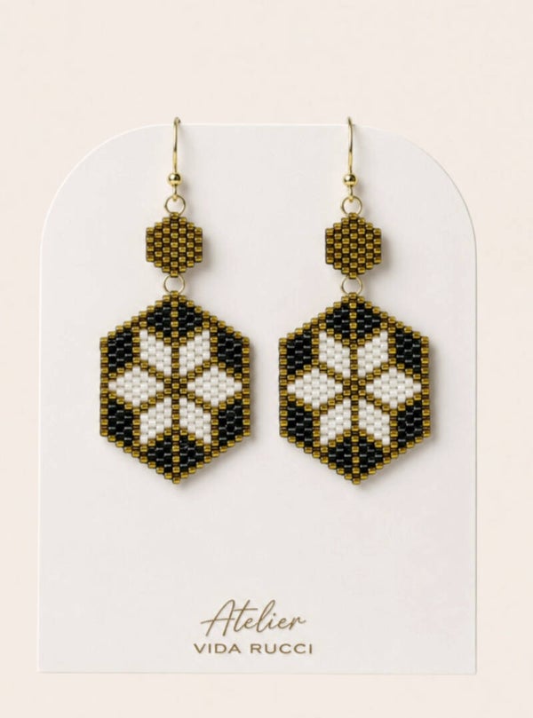 Estrella Blanca Earrings