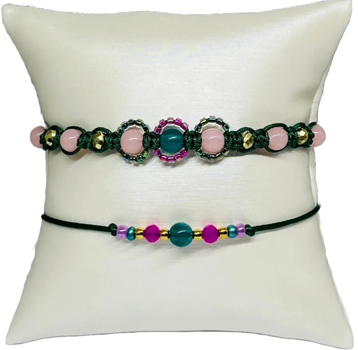 Armbandenset met gouden roze en groene kralen