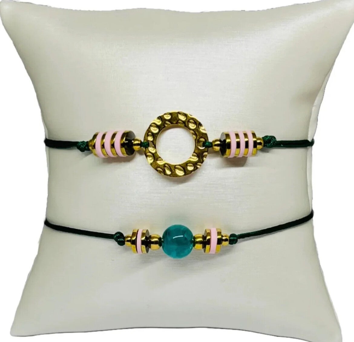 Armbandenset met gouden roze en groen kralen