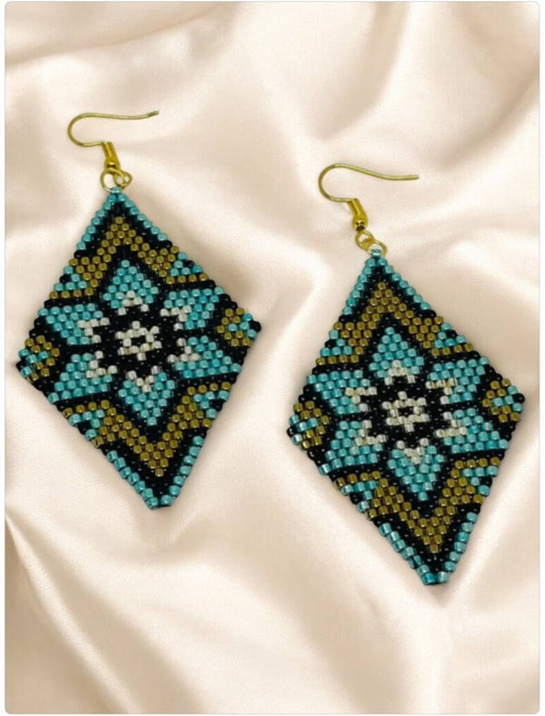 Statement oorbellen Miyuki blue flower