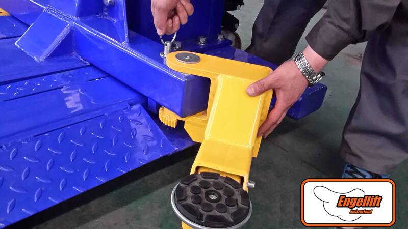 OPH-3000D: Einsäulen Mobile Hebebühnen-D3