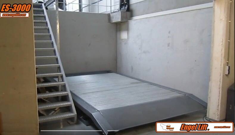 ES-3000 : Hochhub Scheren Parkhebebühne.,  Hochhub Transport Hebebühnen.-A