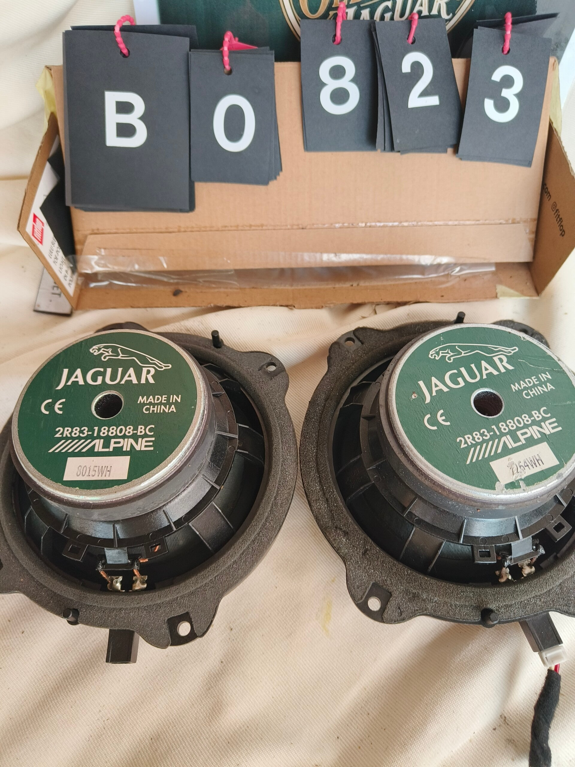 Boxen Jaguar alpine
