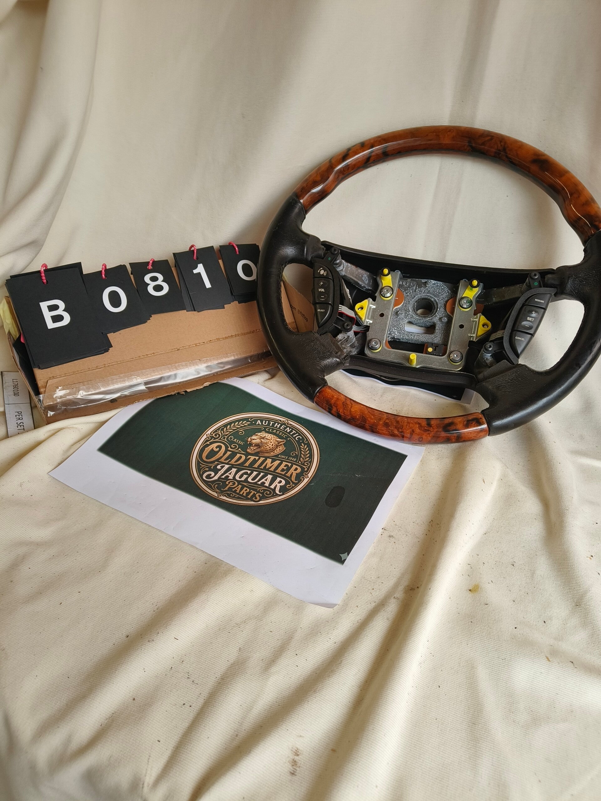 Stuur Zwart hout    B0810