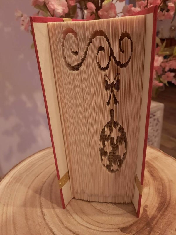 Livre boule de Noël