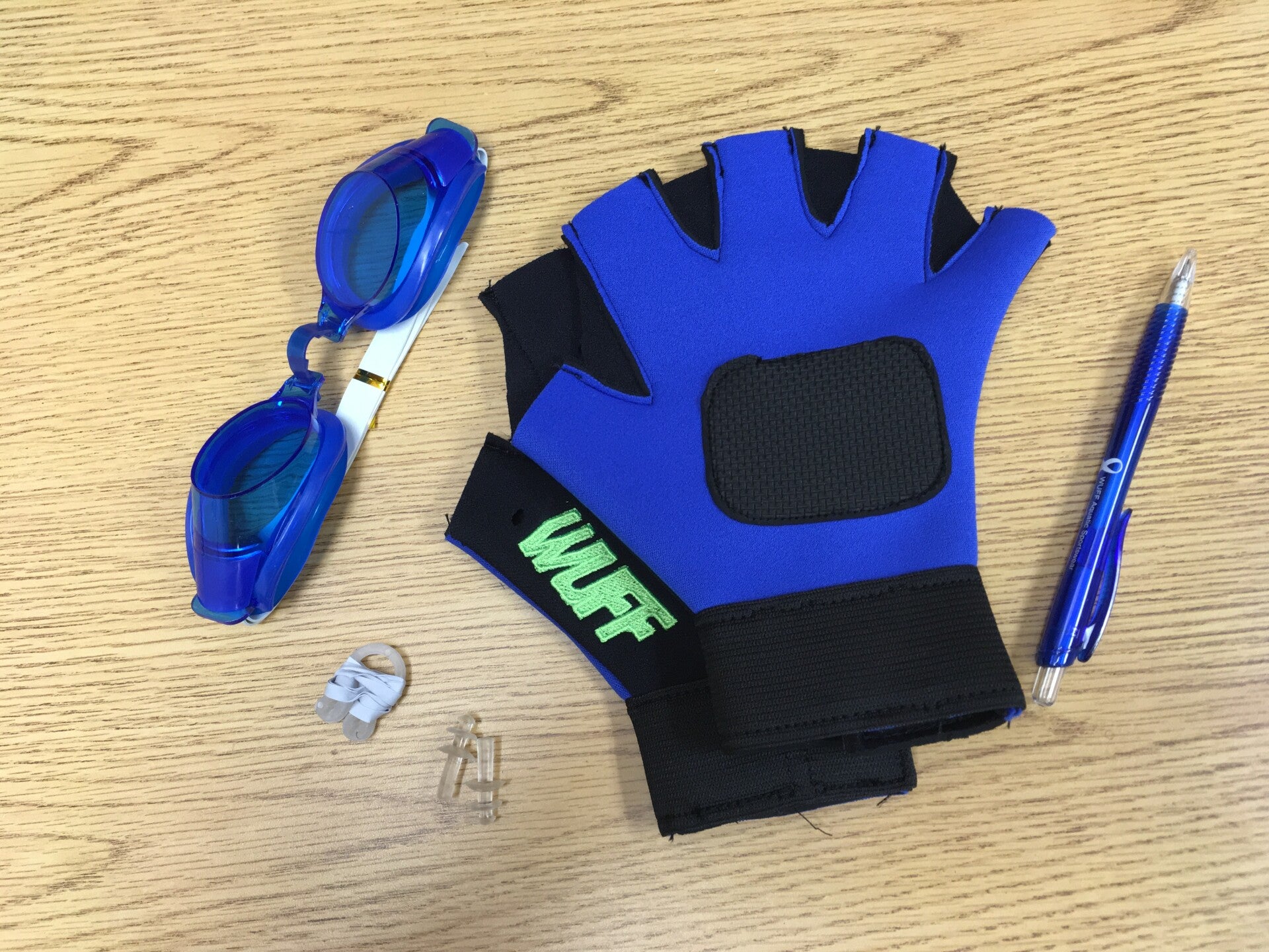 Wuff, W. G.  Black & Blue.