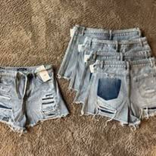 Short Denim met scheuren