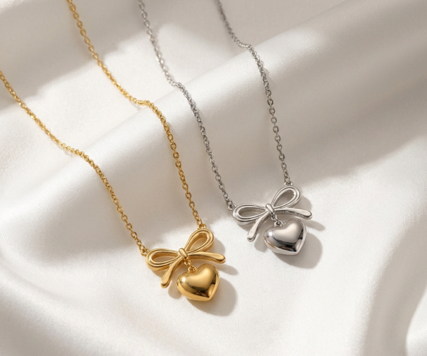 Bow of love ketting