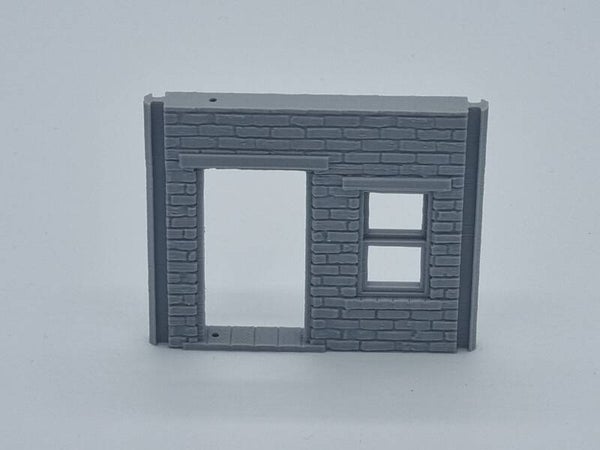 20thCU-048-Wall 100 with Gate and Window