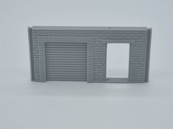 20thCU-053-Wall 150 Garage with Gate