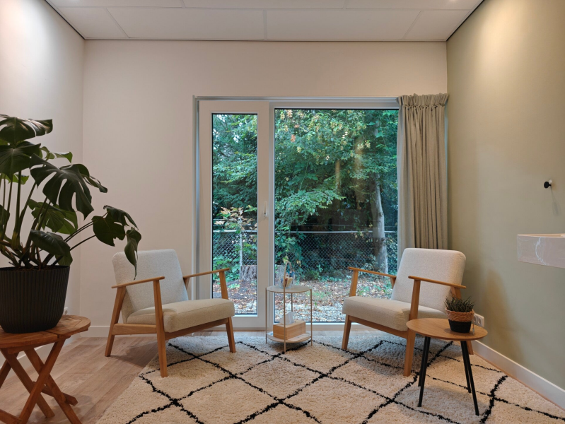 Behandelruimte psychologiepraktijk Judith Olthof in Mediplein, Wezep