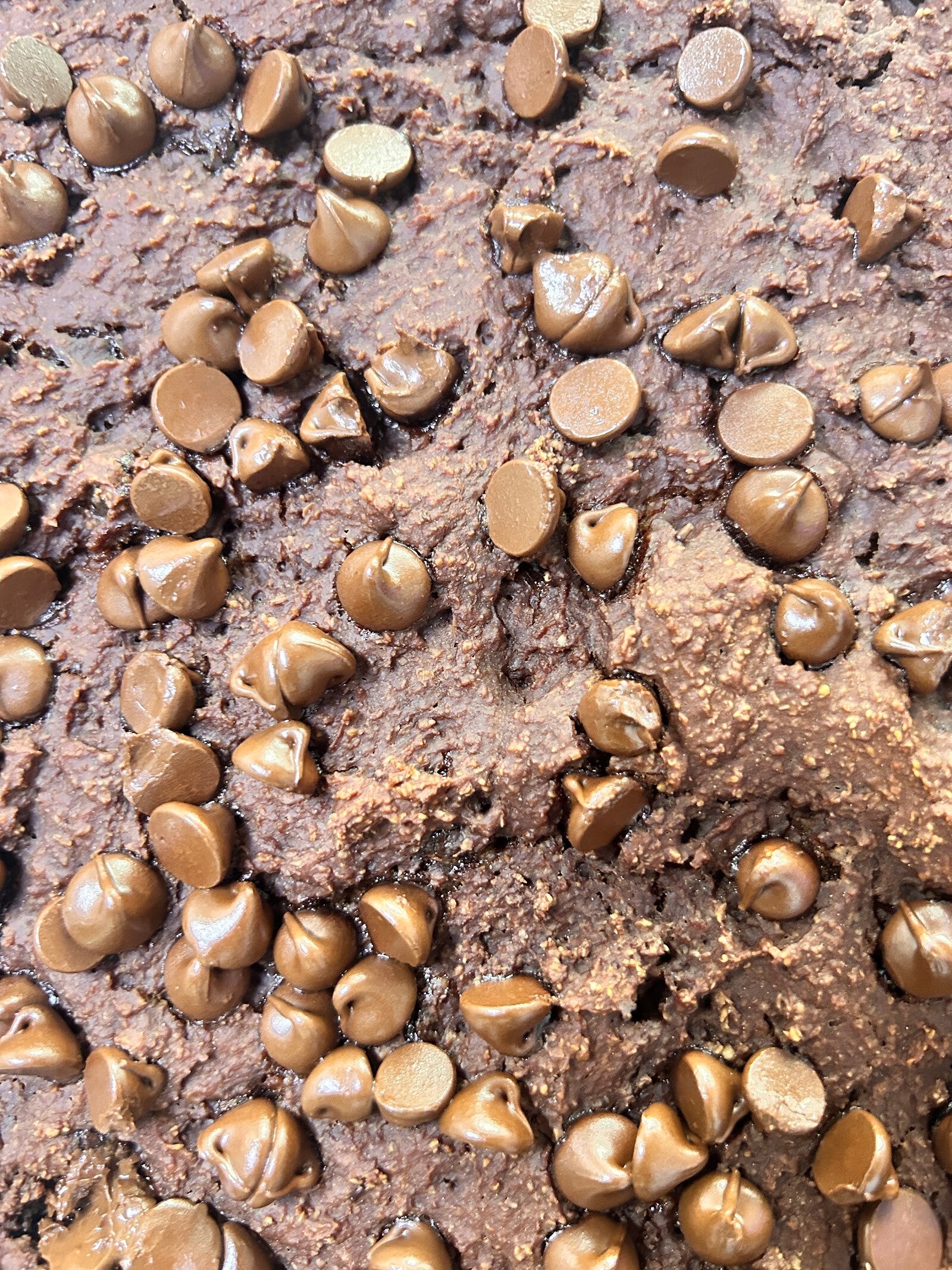 Torta de chocolate fudge hecha por Cooked & Baked para celebraciones