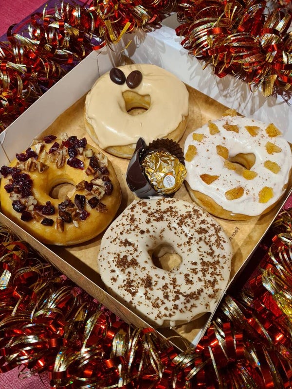 "Deluxe Holiday Box"