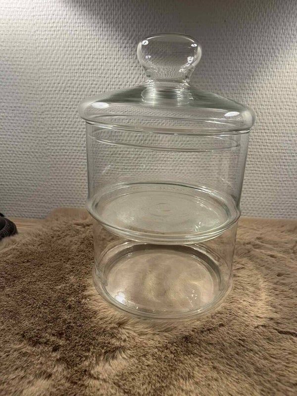 Snoeppot volledig in glas met lagen