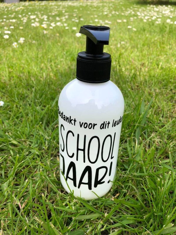 Handzeep bedankt voor dit leuke school jaar