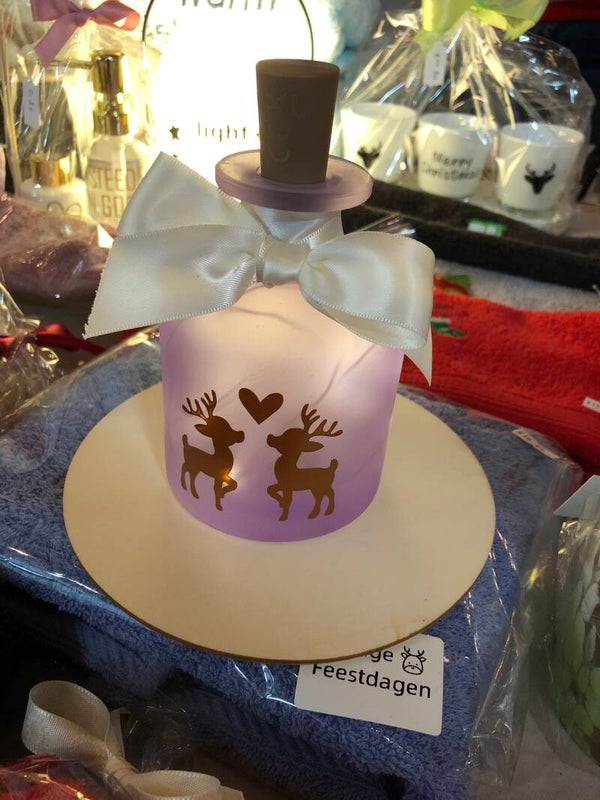 Fles met lichtjes paars