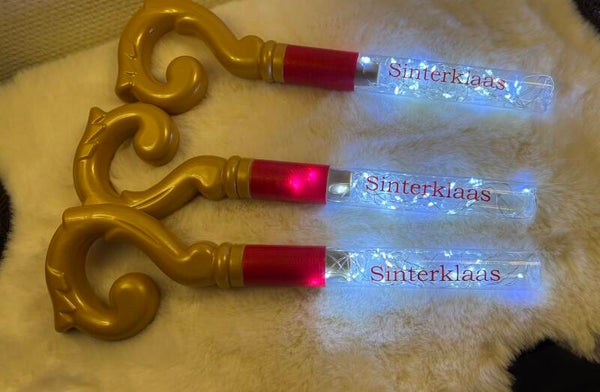 Staf van sinterklaas met lichtjes