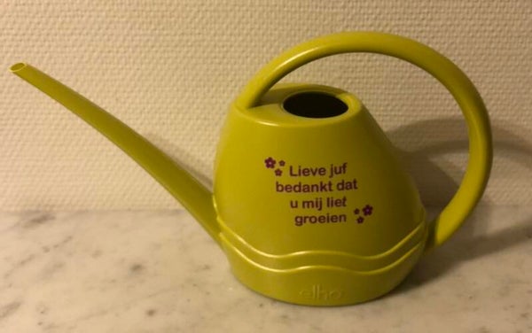Gieter voor de juf