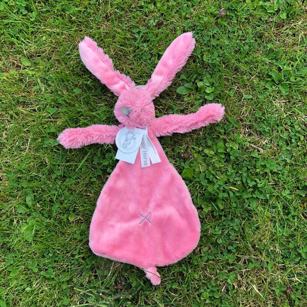 Deep Pink Rabbit Richie Tuttle