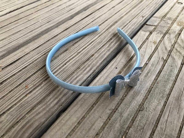 Diadeem met zilver strikje