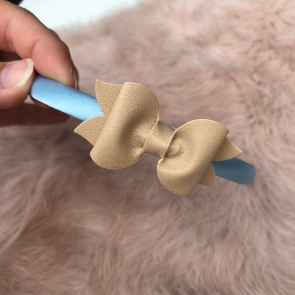 Diadeem met beige strik