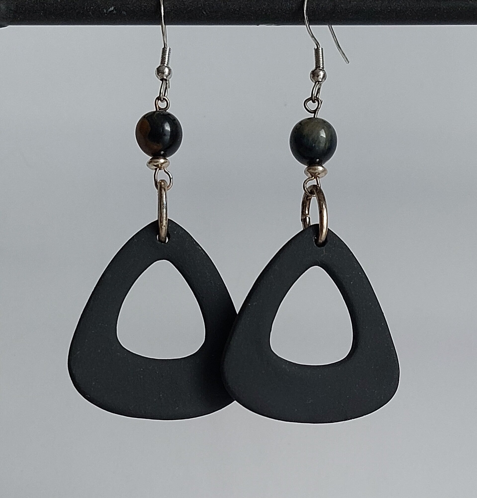 Oorhaken met natuursteen en porselein