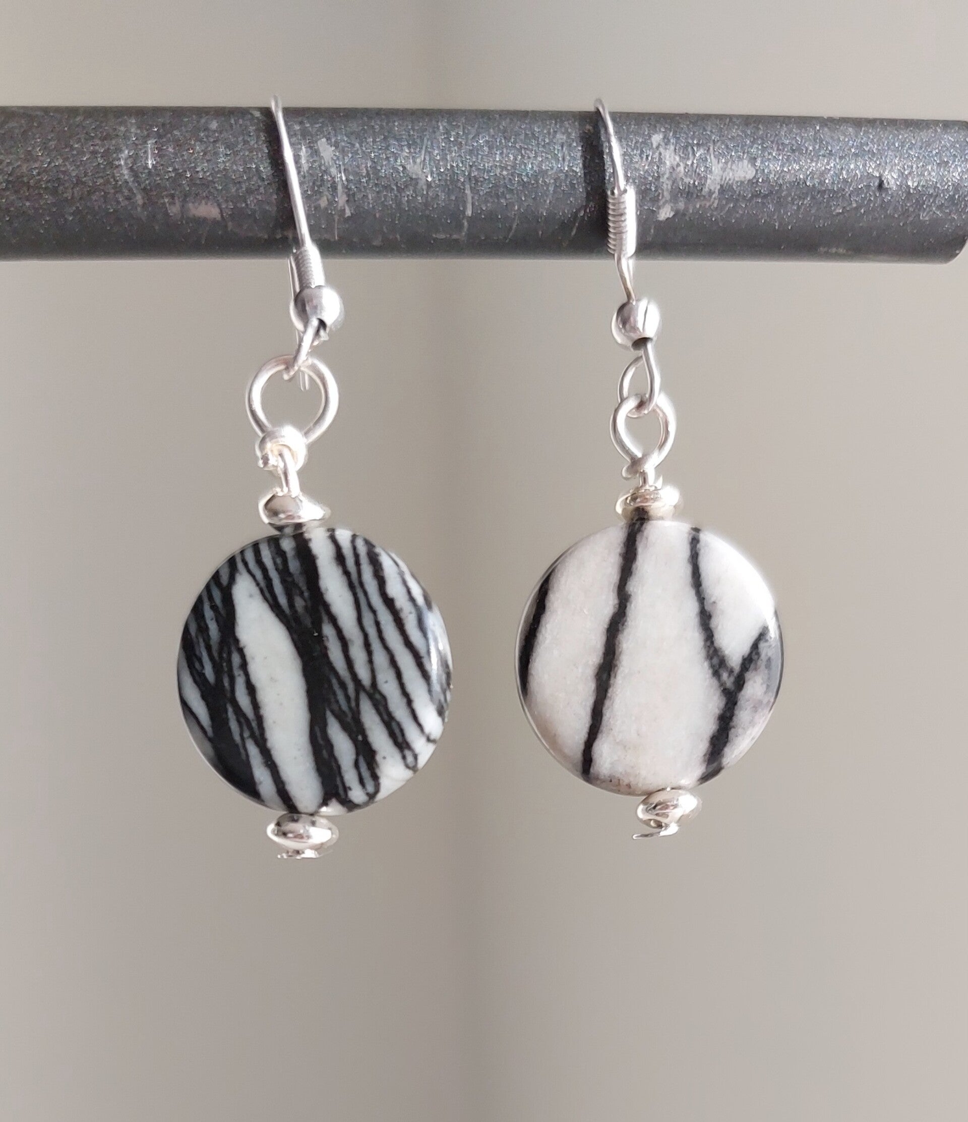 Oorhangers met jaspis