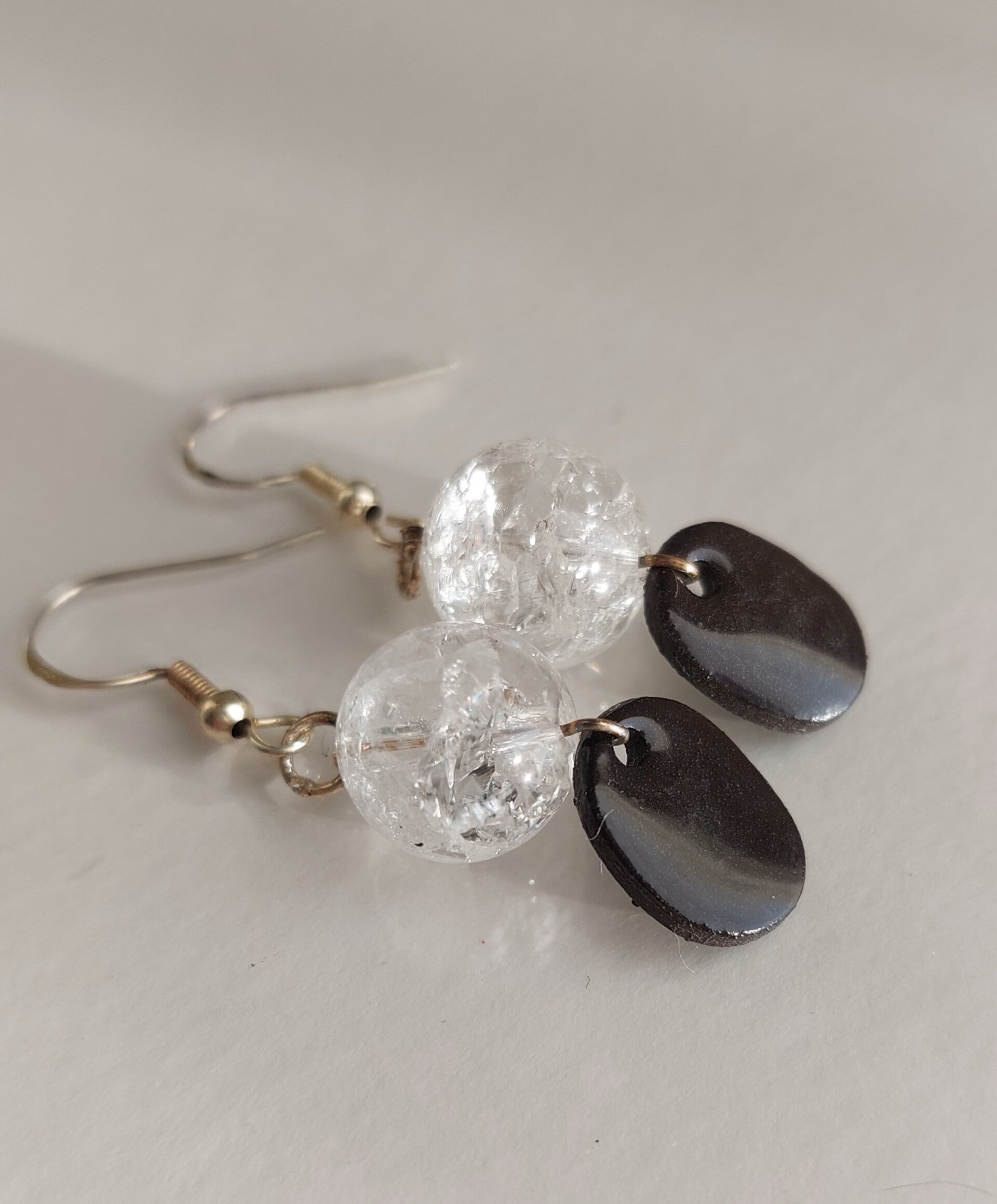 Oorhangers met natuursteen en porselein