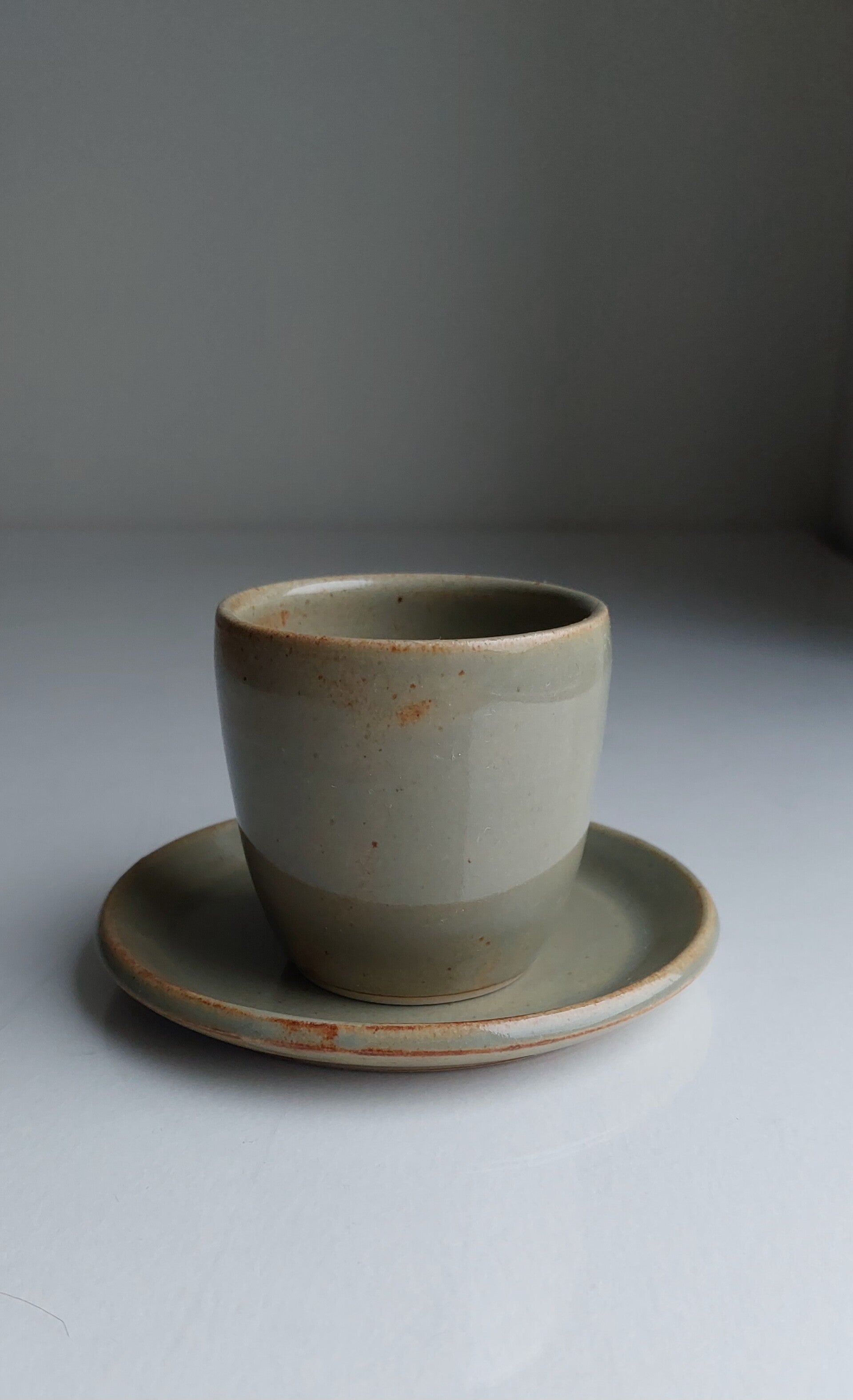 Onderbordje Mist grey