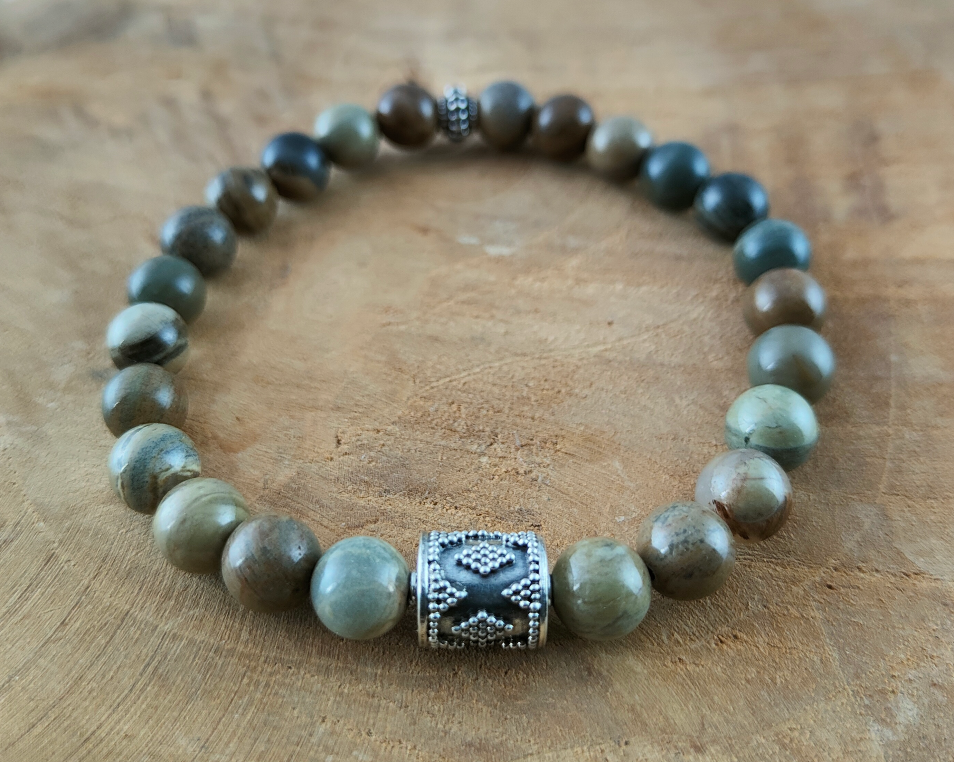 Silverleaf Jaspis 8mm Armband met hand bewerkte 925 zilveren kraal