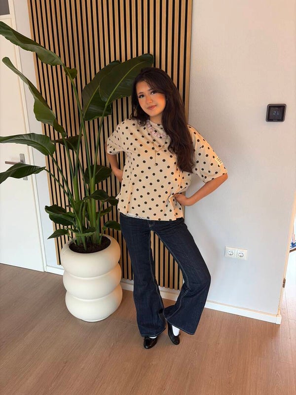 Polkadot shirt beige