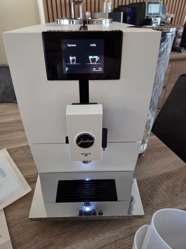 Jura ENA 8 (EA) Touch , Nordic White | Slechts 6000 kopjes!