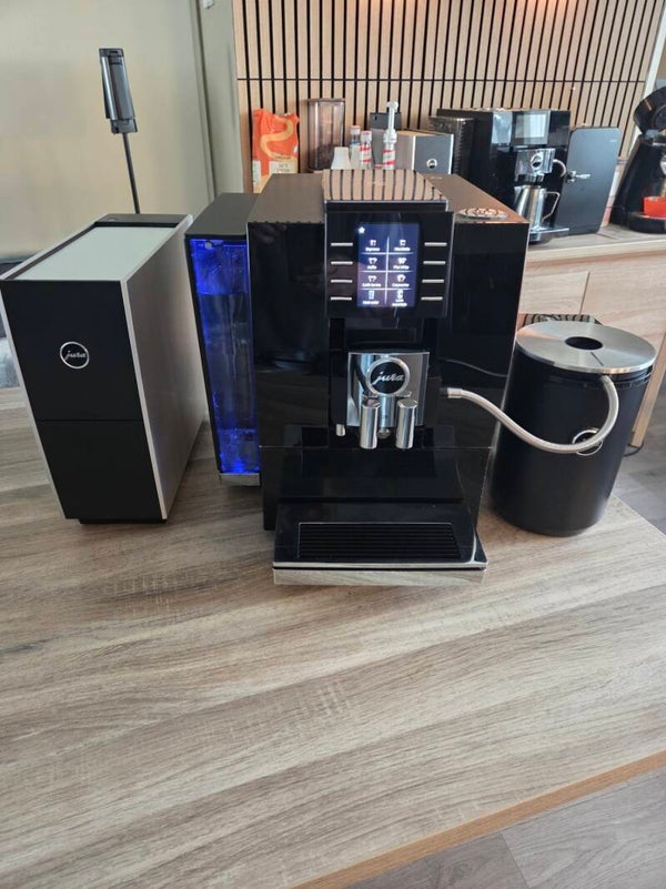 Jura Z6 Gen 2 Diamond Black (2020) Complete Topset