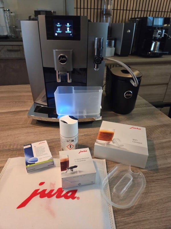 Jura E8 EB Dark Inox | Cooler 0,6L | Nieuwstaat! | 2022 | Wifi