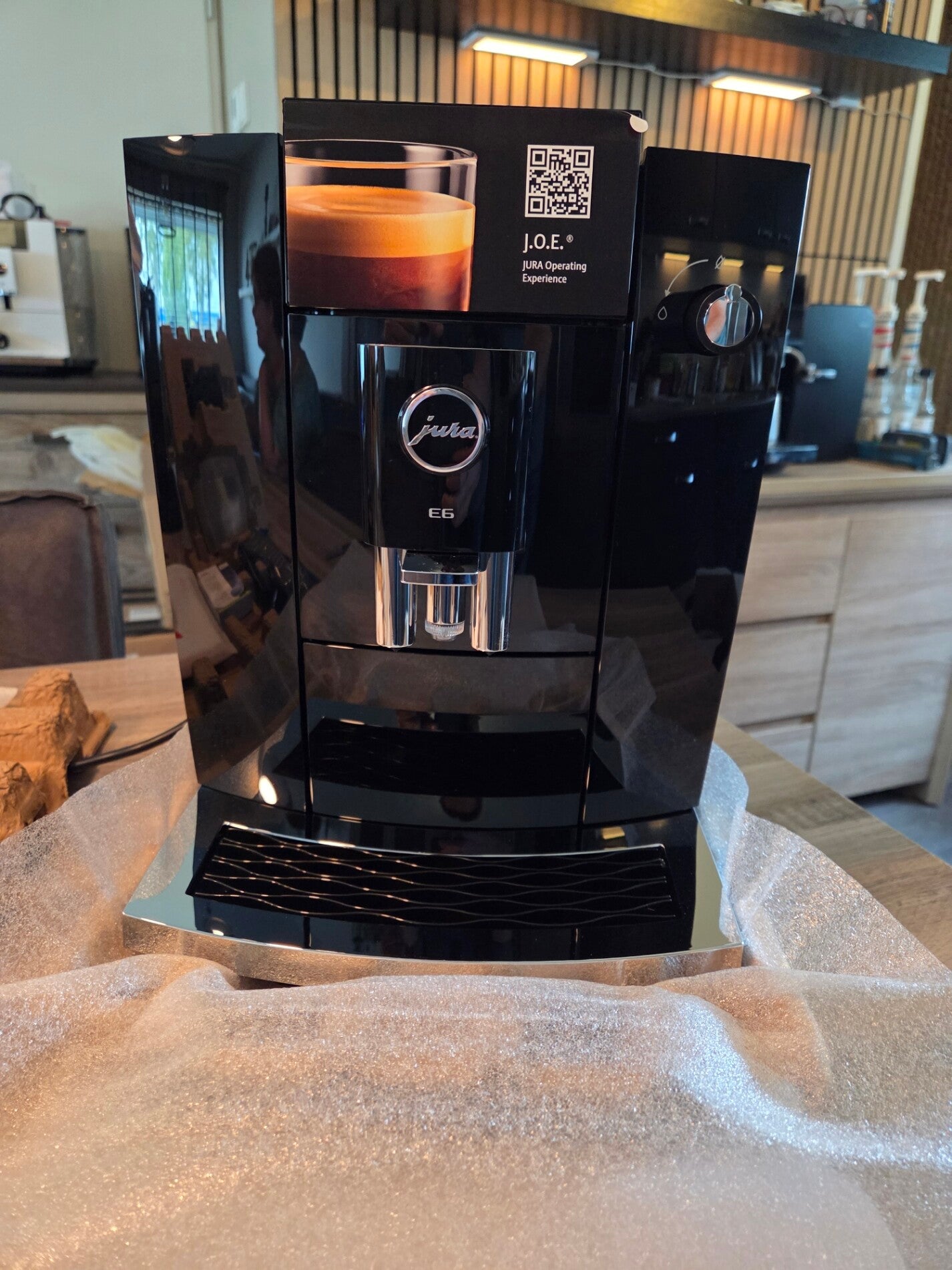 Jura E6 ED model 2026 | Piano Black | Nieuw! | 0 bereidingen!